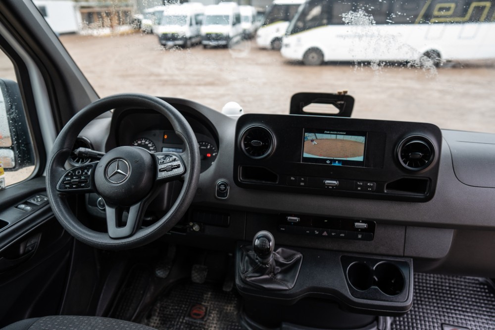 Mercedes-Benz SPRINTER 517 CDI MINIBUS — foto 9